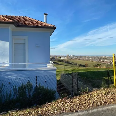 Panoramica Vista Mare Holiday home *